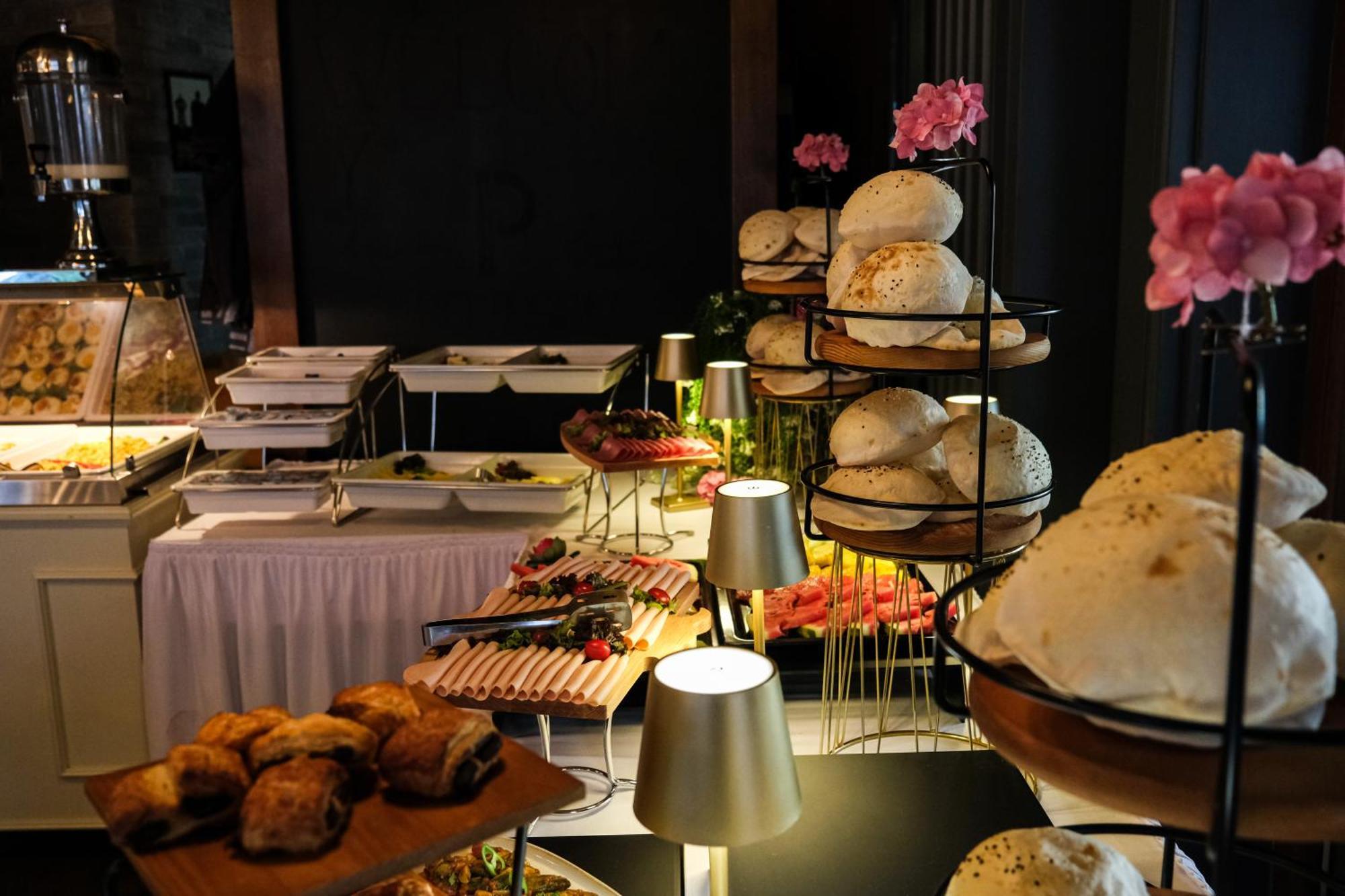 Peninsula Boutique Hotel Констанца Экстерьер фото